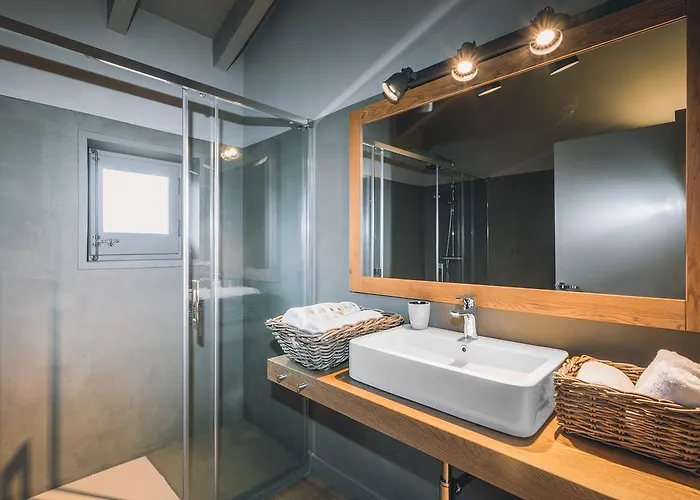 カントリーハウス Intrepid Rural - Adults Only Pi